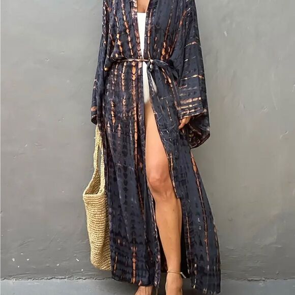 Kimono / duster / robe / coverup Pretty batik design - Picture 2 of 4